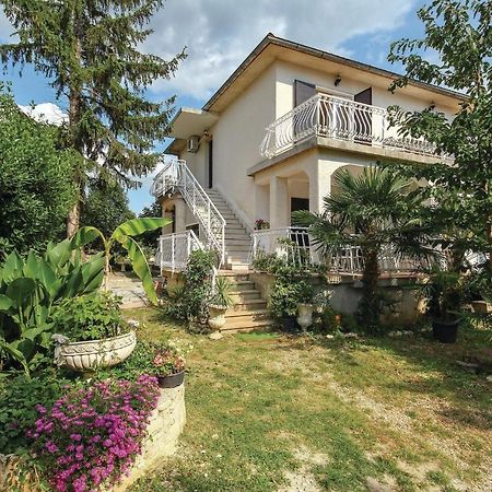 2 Bedroom Pet Friendly Apartment In Lovrecica Exterior foto